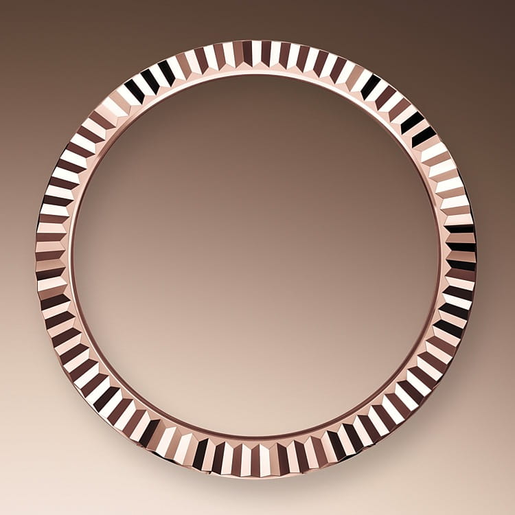 フルーテッドベゼル