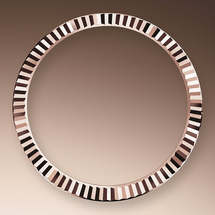 フルーテッドベゼル